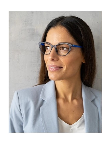 CorpoottoWoman Reading glasses